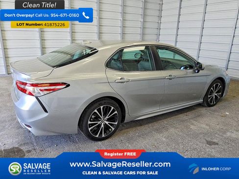 Used 2020 Toyota Camry SE image 4