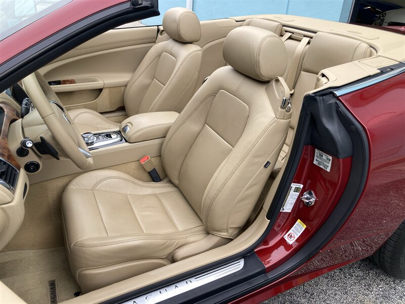 Used 2012 Jaguar XK Convertible RWD image 15
