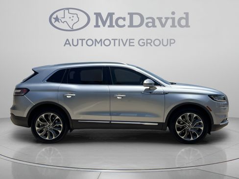 Used 2023 Lincoln Nautilus Reserve w/ Luxury Package AWD/4WD image 8