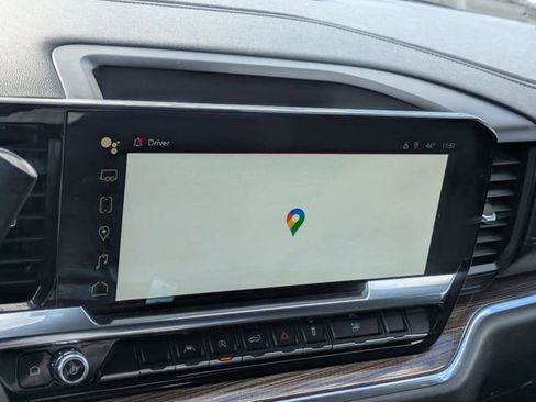 Used 2024 GMC Sierra 1500 Elevation image 21