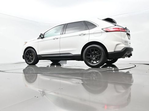 Used 2020 Ford Edge SEL w/ Convenience Package AWD/4WD image 48