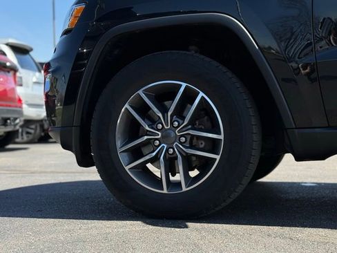 Used 2019 Jeep Grand Cherokee Limited image 44