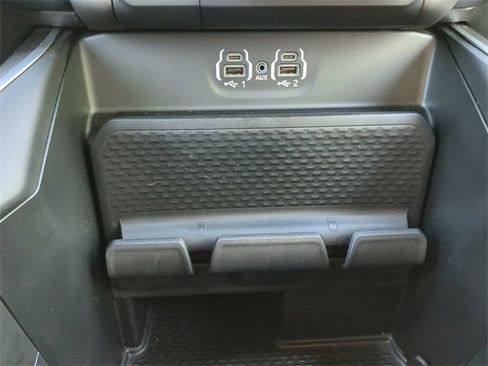 Certified 2022 RAM 1500 Big Horn image 21