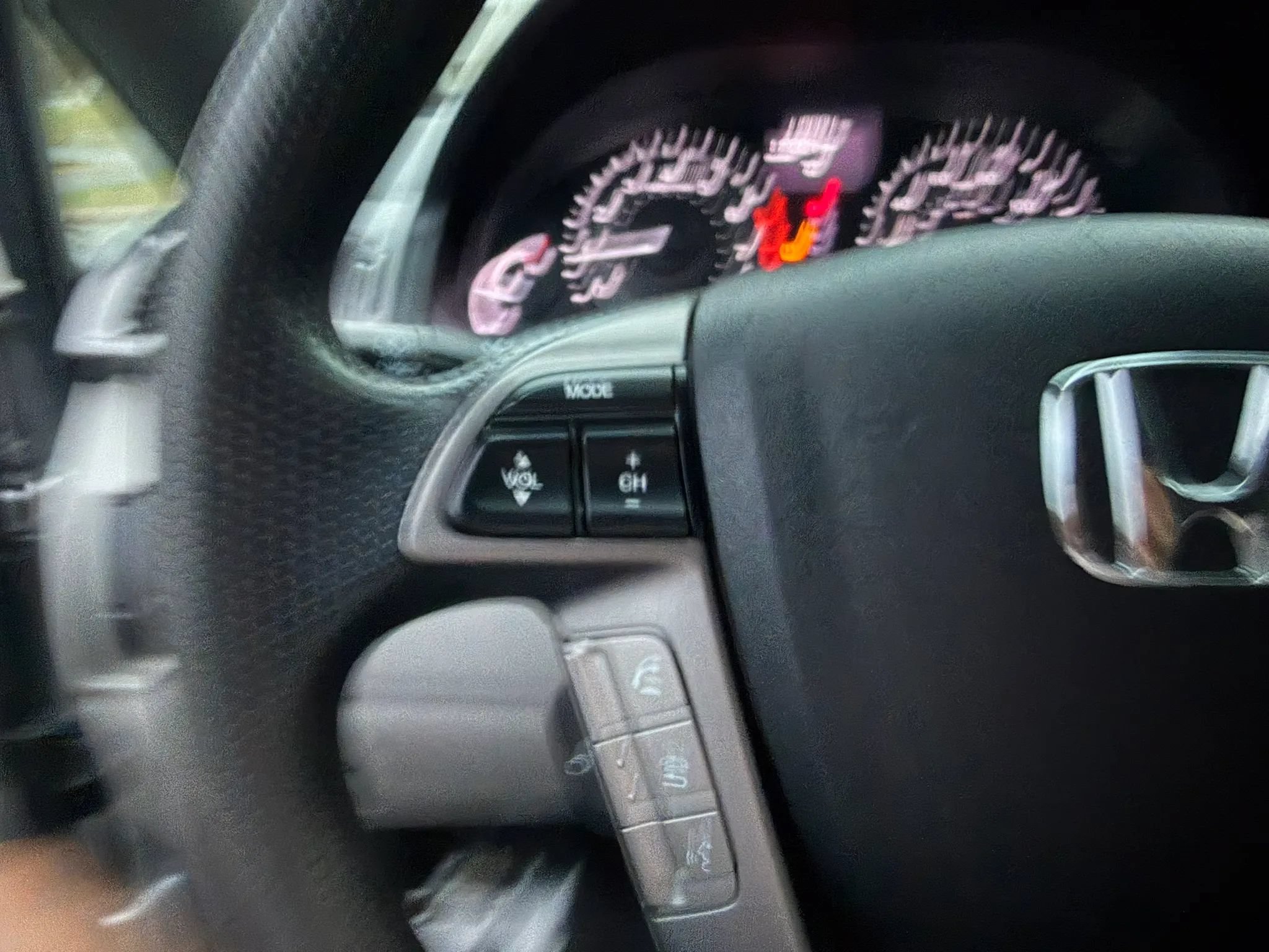 Used 2014 Honda Odyssey LX image 17