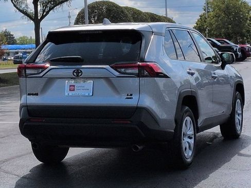 Certified 2025 Toyota RAV4 LE AWD/4WD image 5