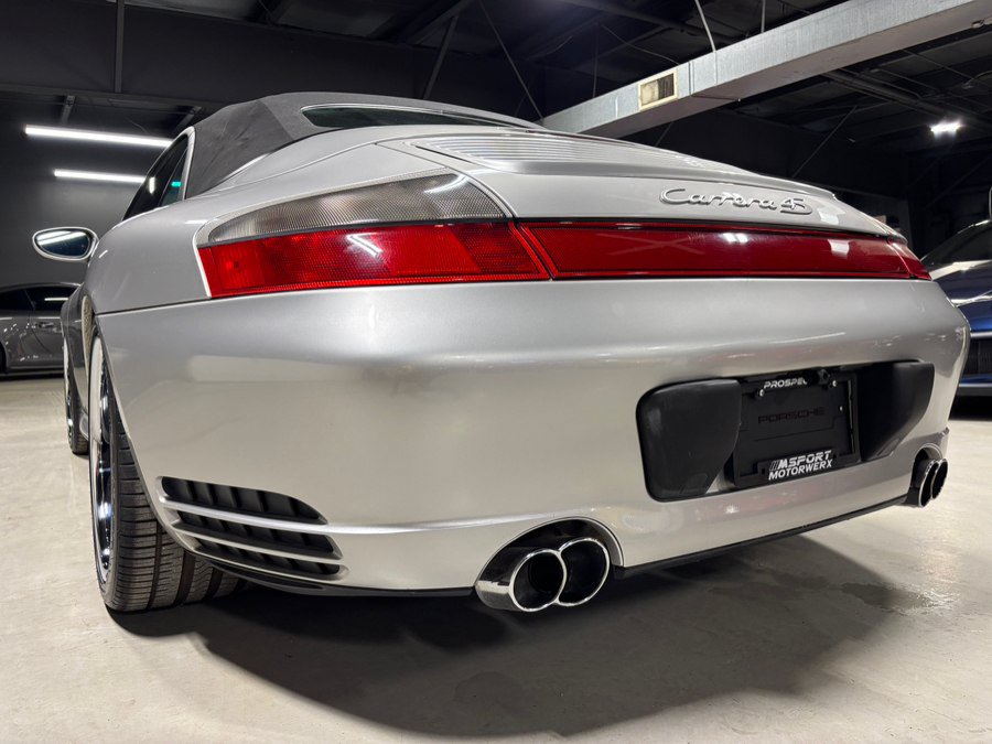 Used 2004 Porsche 911 Carrera 4S AWD/4WD image 20
