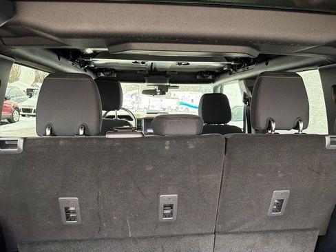 Used 2025 Ford Bronco Big Bend image 31