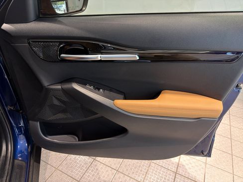 Certified 2025 Kia Seltos EX w/ EX Sunroof Package FWD image 24