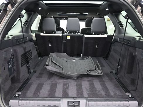 Used 2023 Land Rover Discovery S R-Dynamic AWD/4WD image 24