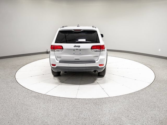 Used 2020 Jeep Grand Cherokee Laredo AWD/4WD image 30