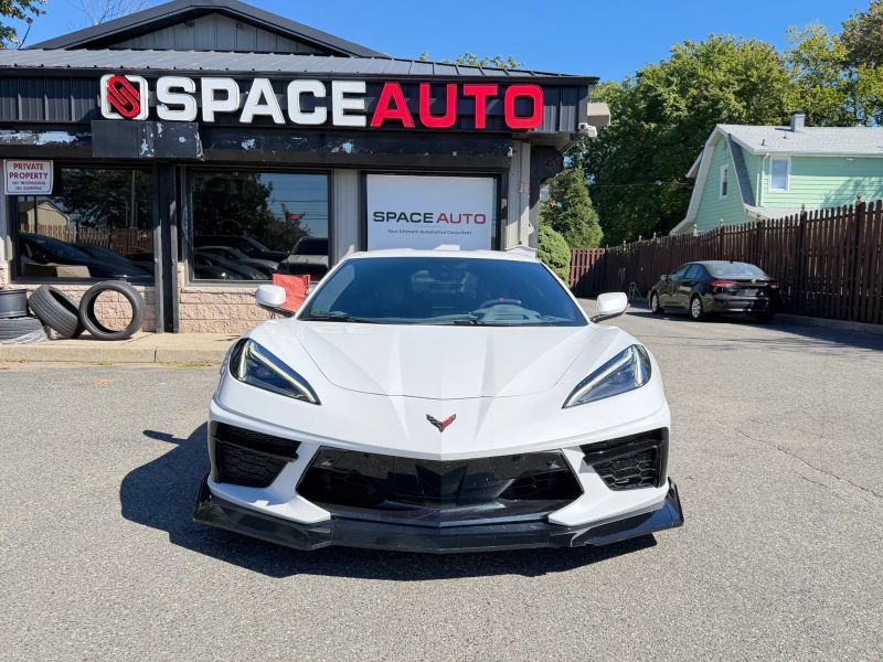 Used 2023 Chevrolet Corvette Stingray Premium Cpe w/ Z51 Performance Package RWD image 2