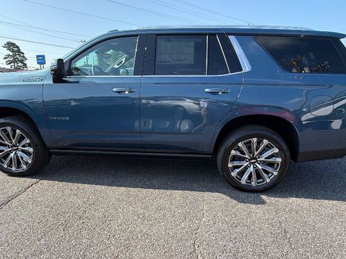 New 2026 Chevrolet Tahoe High Country AWD/4WD image 12