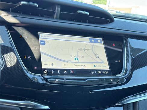 Used 2024 Cadillac XT6 Sport image 24