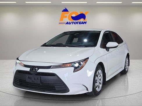 Certified 2024 Toyota Corolla LE FWD image 1