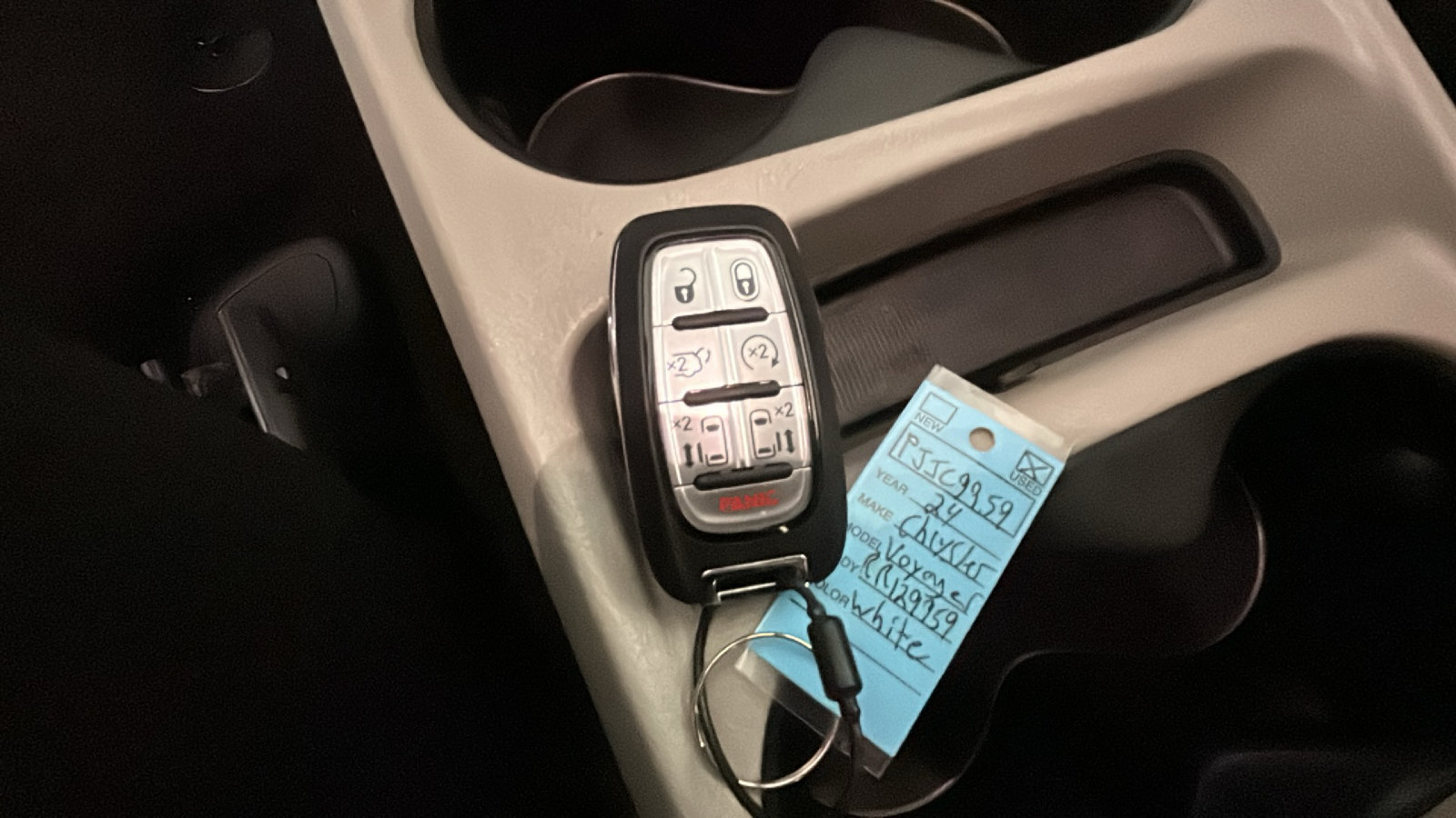 Used 2024 Chrysler Voyager LX FWD image 24