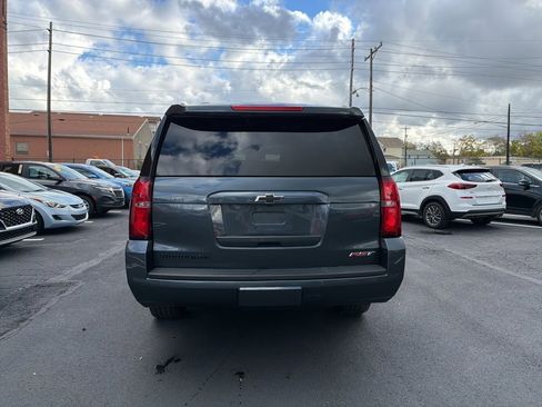 Used 2020 Chevrolet Suburban Premier image 6