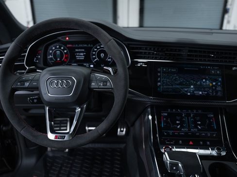 Used 2024 Audi RS Q8 AWD/4WD image 22