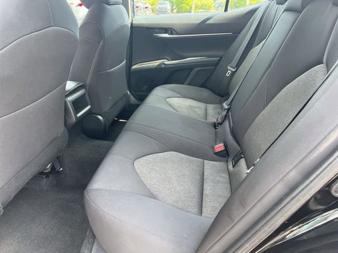 Used 2024 Toyota Camry LE FWD image 32