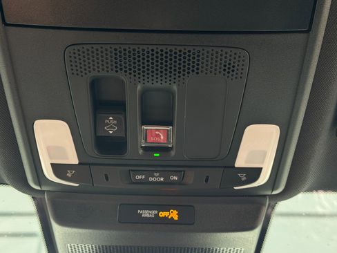Used 2023 Honda Accord Sport image 32