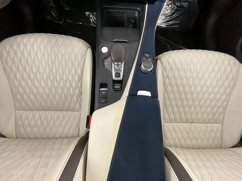 Used 2019 INFINITI QX50 Essential w/ Sensory Package image 14