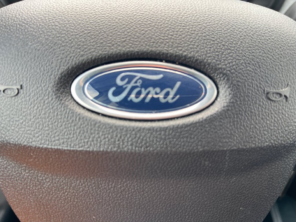 Used 2023 Ford Maverick XLT FWD image 5