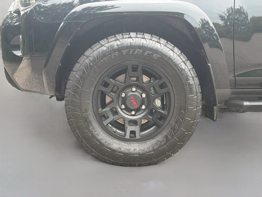 Used 2021 Toyota 4Runner SR5 RWD image 38