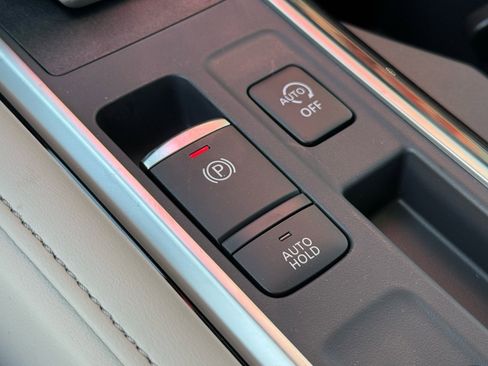 New 2025 Nissan Pathfinder SV image 20