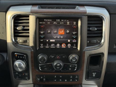 Used 2016 RAM 1500 Laramie w/ Convenience Group image 21