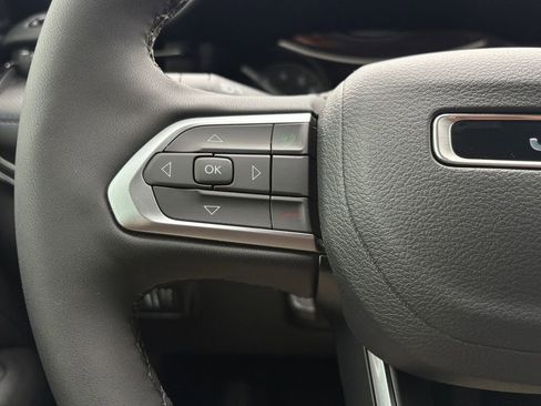 New 2026 Jeep Compass Latitude image 15