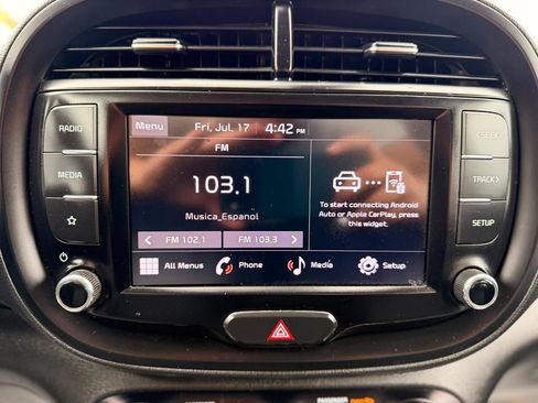Used 2022 Kia Soul LX w/ Technology Package FWD image 19