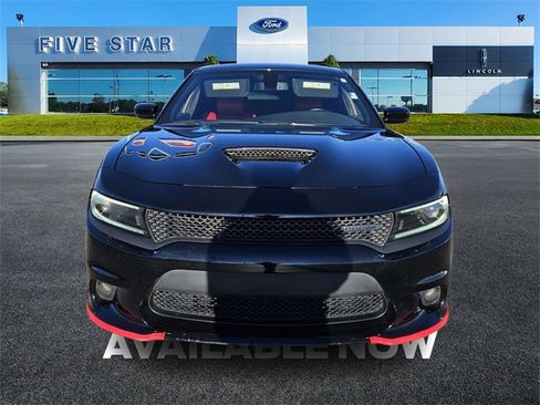 Used 2022 Dodge Charger R/T w/ Blacktop Package image 2