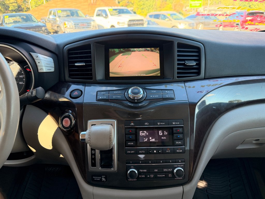 Used 2015 Nissan Quest SL w/ Bose Package FWD image 7