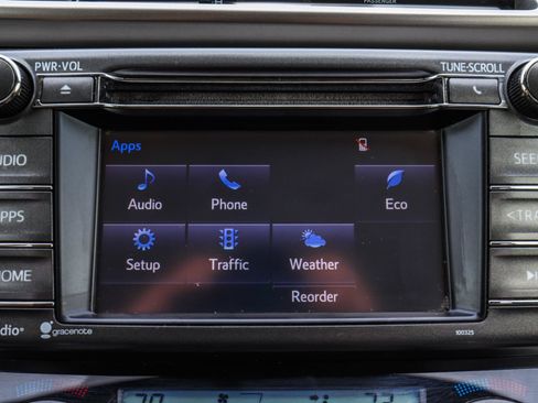 Used 2014 Toyota RAV4 XLE w/ Preferred Accessory Package AWD/4WD image 10