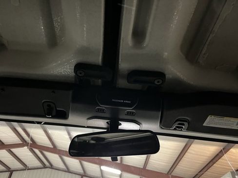 Used 2021 Jeep Gladiator Overland image 26