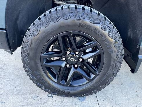 Used 2026 Chevrolet Silverado 1500 Custom Trail Boss AWD/4WD image 26