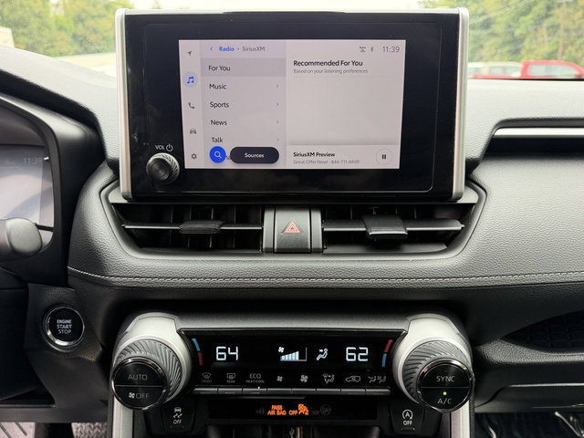 Certified 2024 Toyota RAV4 XLE AWD/4WD image 28