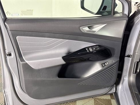 Certified 2023 Volkswagen ID.4 Pro S image 11