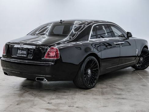 Used 2014 Rolls-Royce Ghost image 8