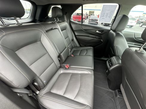Used 2021 Chevrolet Equinox LT AWD/4WD image 22