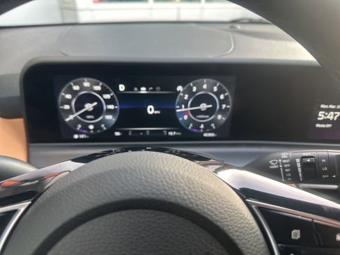 Used 2024 Kia Seltos EX image 22