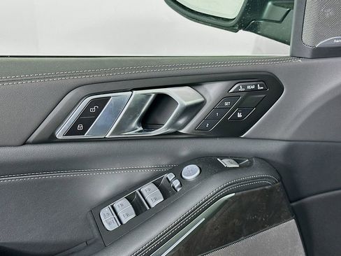Used 2025 BMW X7 xDrive40i w/ Premium Package image 20