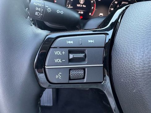 Used 2026 Honda CR-V EX-L image 7