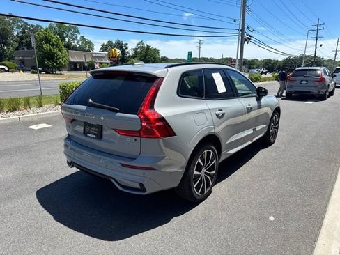 Certified 2025 Volvo XC60 B5 Plus AWD/4WD image 5