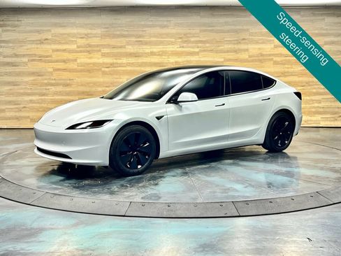 Used 2025 Tesla Model 3 Long Range RWD image 5