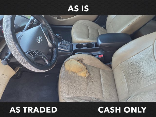 Used 2013 Hyundai Elantra Limited w/ Technology Pkg FWD image 13