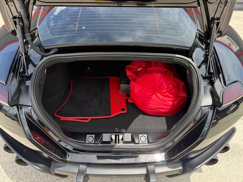 Used 2023 Ferrari Roma RWD image 19