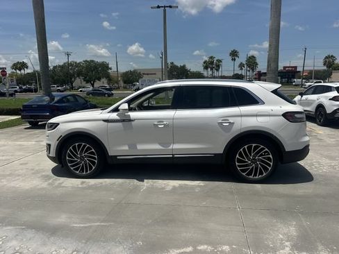 Used 2019 Lincoln Nautilus Reserve FWD image 9