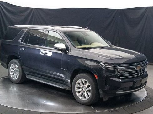 Used 2024 Chevrolet Tahoe Premier AWD/4WD image 2