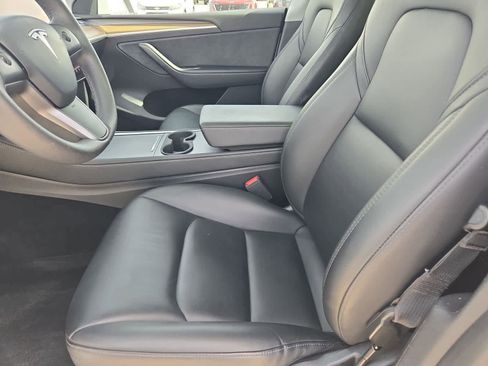 Used 2023 Tesla Model Y Long Range image 20