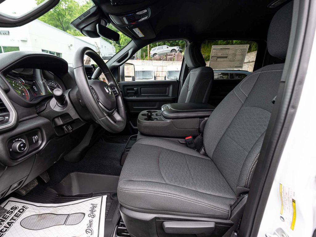 New 2026 RAM 2500 Tradesman AWD/4WD image 23